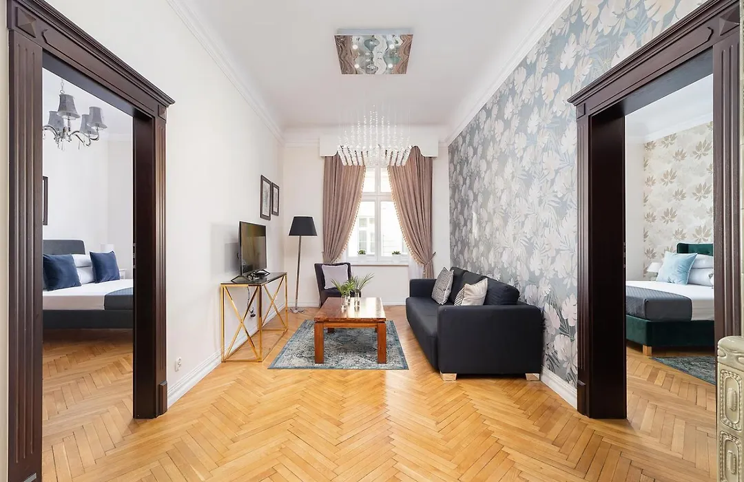 Royal View Apt-2Br-Main Square & Old Town-1